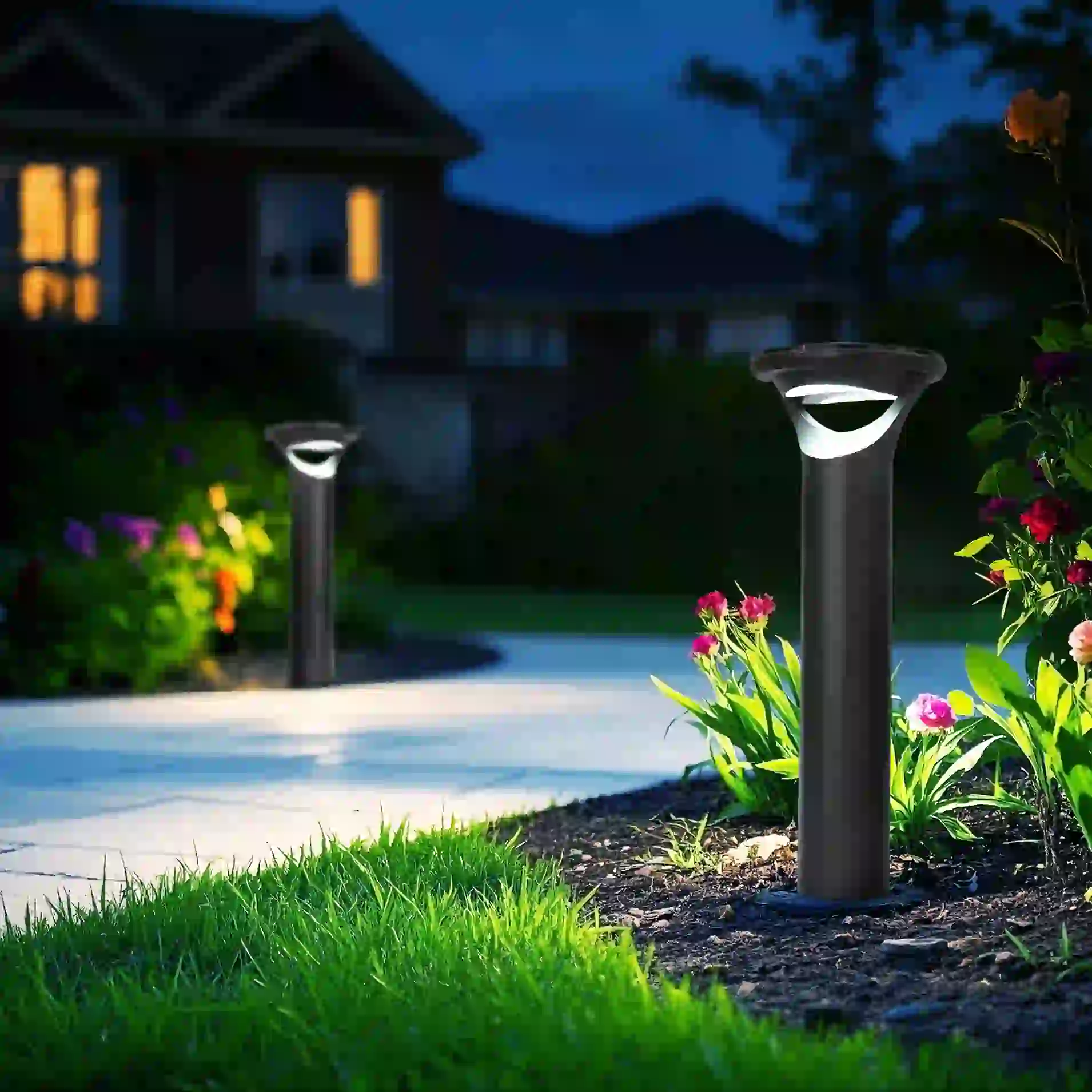 CPD-9208 solar lights lining a landscaped area