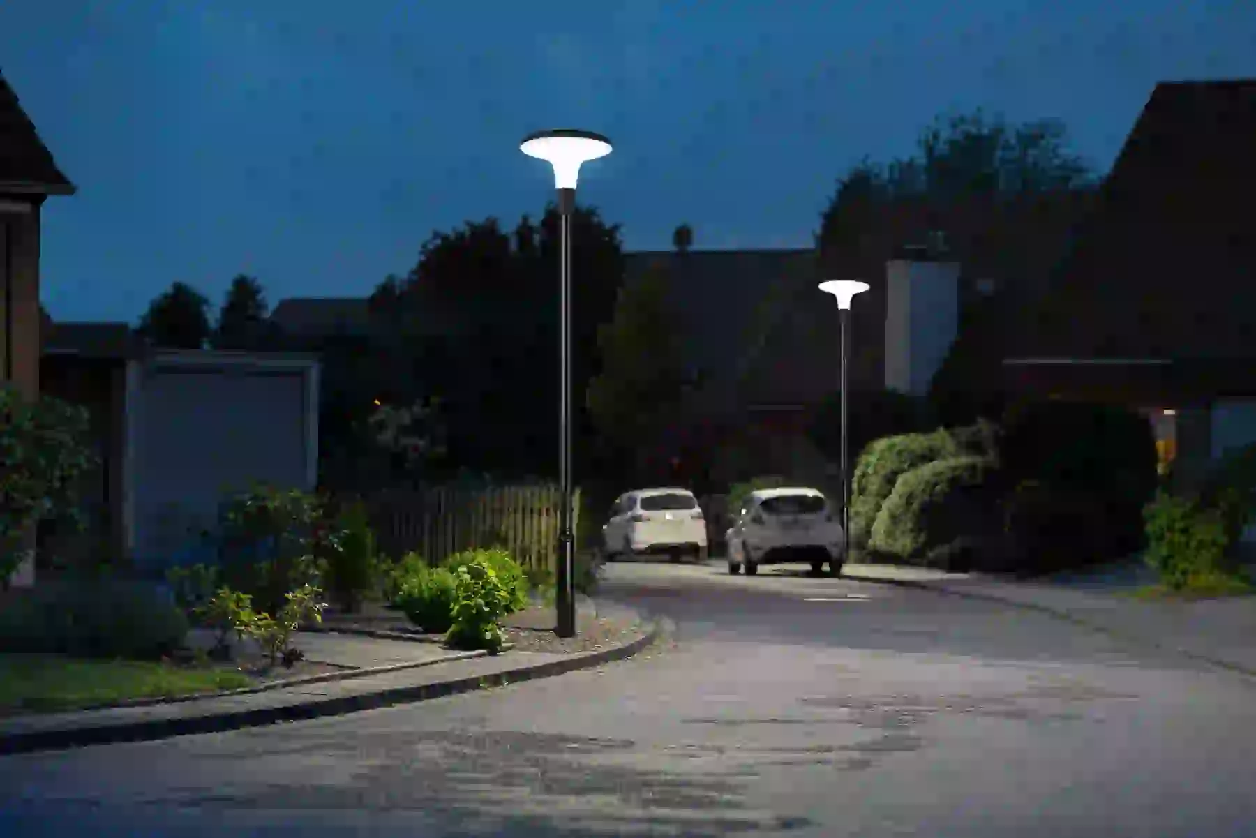 TYD-1104 solar light beside a patio seating area