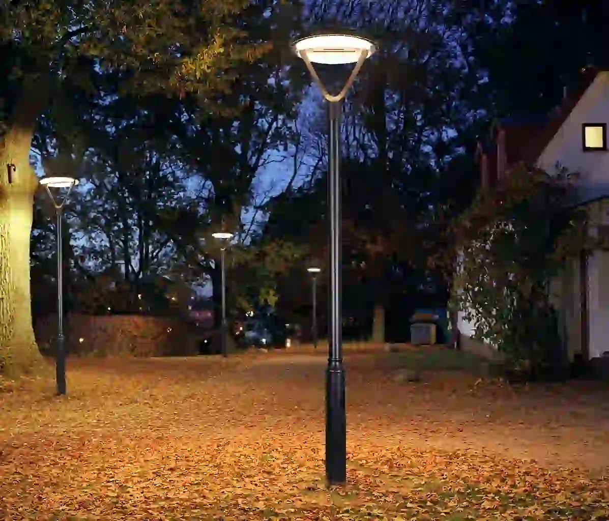 TYD-2705 solar light in a planted garden bed