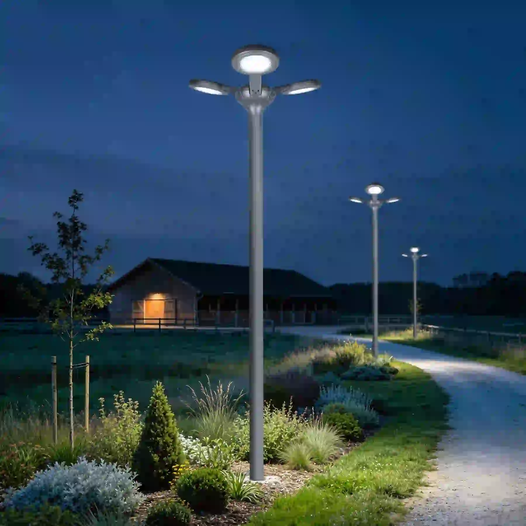 TYD-5106 solar lights in a courtyard