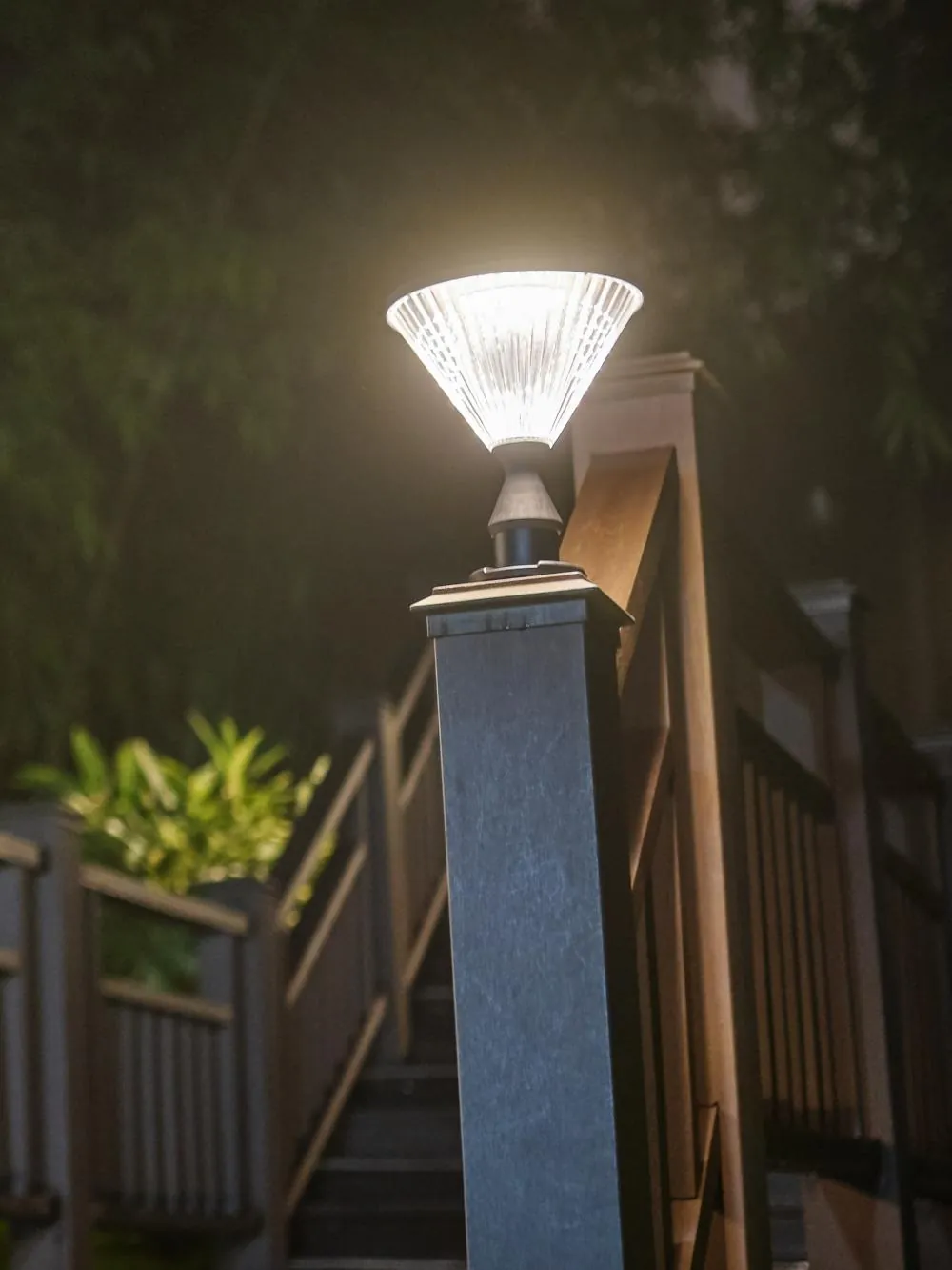 ZTD-5405 Solar Pillar Light installed at a pillar-top site at dusk